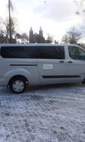 Pokaż zdjęcie: Mikrobus