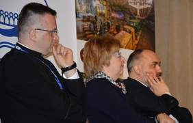 Pokaż zdjęcie: Prelegenci Konferencji Naukowej "Wspólnota miejscem rozwoju osoby"