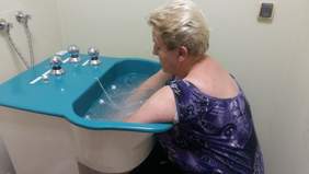 Pokaż zdjęcie: rehabilitacja lecznicza w Stowarzyszeniu Saron 