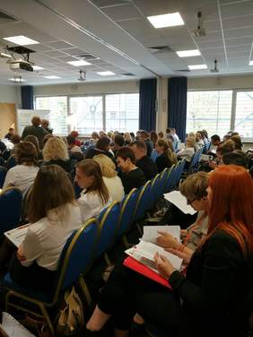 Pokaż zdjęcie: Konsultacje społeczne zmian w ustawach wdrażających Program kompleksowego wsparcia dla rodzin "Za życiem" w Opolu