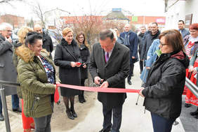 Pokaż zdjęcie: W ofercie znaleźć można mi.in. pokój dziennego pobytu, pomieszczenia do terapii zajęciowej i rehabilitacji, a nawet pomieszczenie do odpoczynku