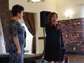 Pokaż zdjęcie: Życzenia dyrekcji i pracownikom WTZ złożyła p. Aleksandra Gierej - Dyrektor Oddziału Kujawsko-Pomorskiego PFRON