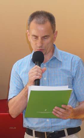 Pokaż zdjęcie: Zbigniew Zębala odczytał list od dyrektor Marty Mordarskiej