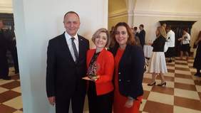 Bernadeta Szczypta (w środku)