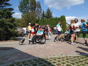 Pokaż zdjęcie: Zawodnicy na wózkach - "Camino bez barier"
