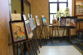 Pokaż zdjęcie: Wystawa prac