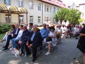 Pokaż zdjęcie: Uczestnicy Dnia Rodzicielstwa Zastępczego