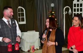 Pokaż zdjęcie: Przedstawicielki PFRON: Anna Sigłowy – ekspert z Departamentu ds. Polityki Regionalnej w Warszawie oraz Katarzyna Curyło z Oddziału Świętokrzyskiego