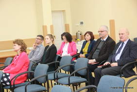 Pokaż zdjęcie: uczestnicy spotkania 