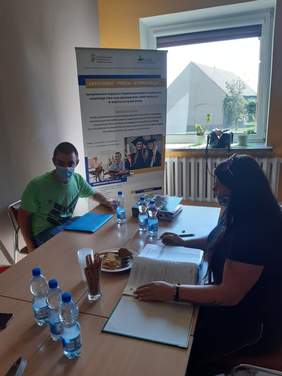 Pokaż zdjęcie: Zdjęcia z realizacji programu „Absolwent” przez Stowarzyszenie na Rzecz Zrównoważonego Rozwoju Społeczno-Gospodarczego „KLUCZ”