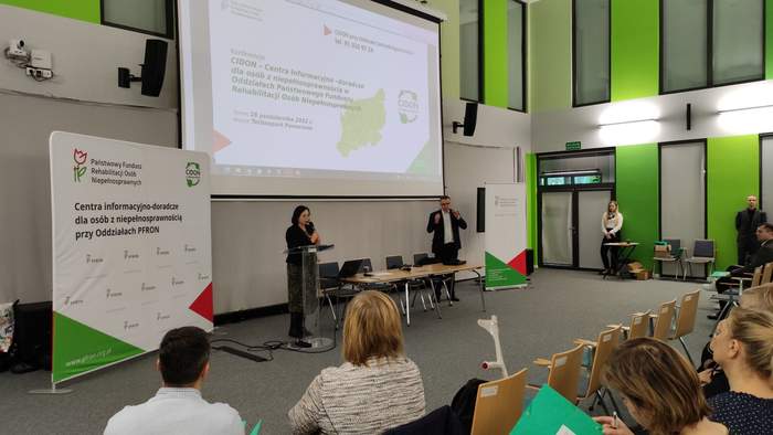 Pokaż zdjęcie: Dyrektor Oddziału PFRON