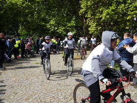 Uczestnicy finału akcji "Nakręceni na pracę-rowerem przez Podkarpacie"