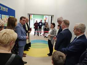 Pokaż zdjęcie: Przecięcie wstęgi