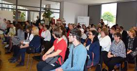 Pokaż zdjęcie: Uczestnicy konkursu i zaproszeni goście