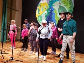 Pokaż zdjęcie: Mottem przeglądu były słowa: "Takie nasze wędrowanie..."