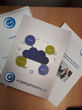 Pokaż zdjęcie: Materiały szkoleniowe