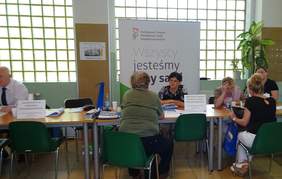 Pokaż zdjęcie: strefa dla ekspertów - stoisko Oddziału Łodzkiego PFRON