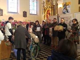 Pokaż zdjęcie: wręczanie nagród laureatom konkursu 