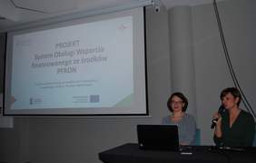 Pokaż zdjęcie: Anna Światlak oraz Katarzyna Matusz-Braniecka z Biura PFRON