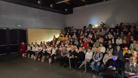 Pokaż zdjęcie: Publiczność