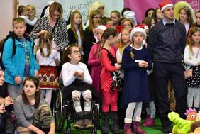 Pokaż zdjęcie: 14. finał akcji „Zostań Świętym Mikołajem” (fot. Krzysztof Gryzło)