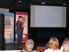 Pokaż zdjęcie: Dyrektor Mazowieckiego Centrum Polityki Społecznej Artur Pozorek 