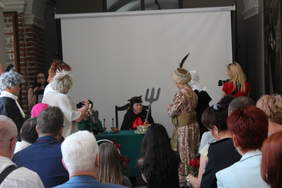 Pokaż zdjęcie: Spektakl „Czarcia Łapa” 