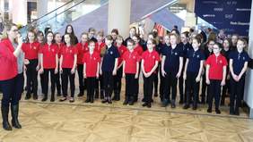 Pokaż zdjęcie: Uroczystość otwarcia wystawy „Gdy w sercu kwitnie muzyka" w Centrum Handlowym Avenida w Poznaniu