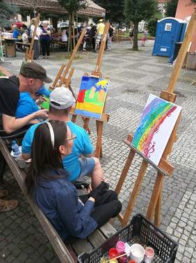 Pokaż zdjęcie: Festiwal Sztuki Osób Niepełnosprawnych w Lewinie Brzeskim – Konkurs plastyczny