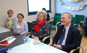 Pokaż zdjęcie: Konsultacje, które odbyły się w Oddziale po podpisaniu umów