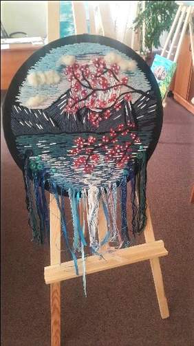 Pokaż zdjęcie: "Tam, gdzie pachnie wiśnią" kategoria tkanina i aplikacja