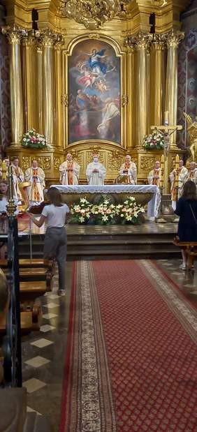 Pokaż zdjęcie: Msza Święta 