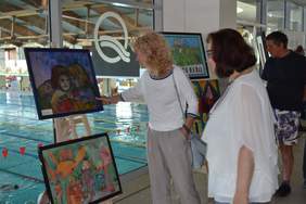 Pokaż zdjęcie: Agnieszka Jabłońska Dyrektor Zespołu Placówek Edukacyjnych w Olsztynie oraz Małgorzata Romaniuk z W-M Sejmiku Osób Niepełnosprawnych