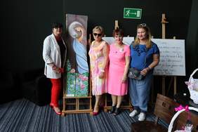 Pokaż zdjęcie: Wystawa z okazji Dnia Matki pt. „Ta Jedyna”