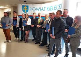 Pokaż zdjęcie: Pamiątkowe zdjęcie