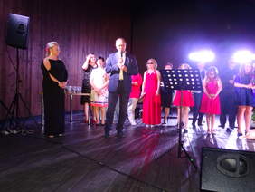 Pokaż zdjęcie: Uczestnicy koncertu "Widzieć muzyką" w Horyńcu-Zdroju