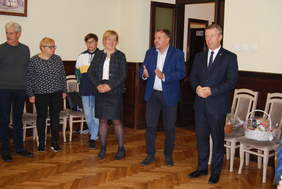 Pokaż zdjęcie: Uczestnicy spotkania w siedzibie Małopolskiego Oddziału PZG