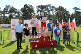 Pokaż zdjęcie: Zwycięzcy XVIII Integracyjnego Biegu Bez Barier w kategorii kobiet