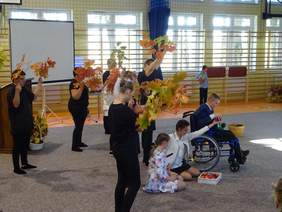 Pokaż zdjęcie: Występ