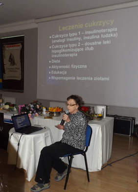 prof. dr hab. Danuta Pawłowska w trakcie swojego wykładu