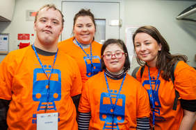 Pokaż zdjęcie: Akcja „Mam pociąg do działania” fot. Krzysztof Kalinowski/LoveKrakow.pl 