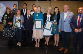 Pokaż zdjęcie: Laureaci i przedstawiciele województwa małopolskiego 