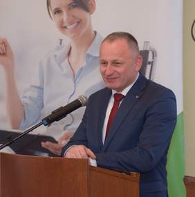 Pokaż zdjęcie: Wystąpienie Józefa Kwaśniewicza, starosty szamotulskiego