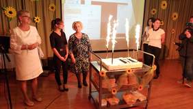 Pokaż zdjęcie: Okolicznościowy tort