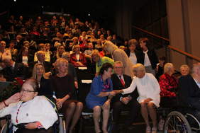 Pokaż zdjęcie: Uczestnicy uroczystości