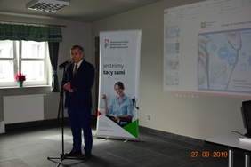 Pokaż zdjęcie: Powitanie uczestników przez Dyrektora Oddziału Śląskiego PFRON Jana Wrońskiego