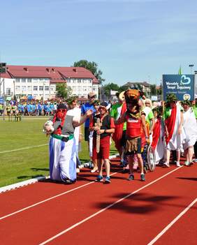 Uroczyste otwarcie - przemarsz zawodników