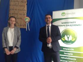 Pokaż zdjęcie: Dyrektor Magdalena Puła oraz Prezes Leszek Trójniak