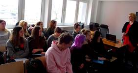 Pokaż zdjęcie: Zajęcia dla studentów w Oddziale Wielkopolskim PFRON