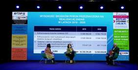 Pokaż zdjęcie: Alicja Jankiewicz, Małgorzata Romanko, Ryszard Dados